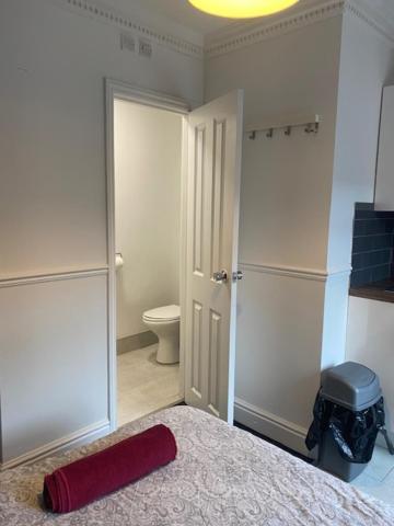 Circle Guest House Bed Only Southampton Zimmer foto